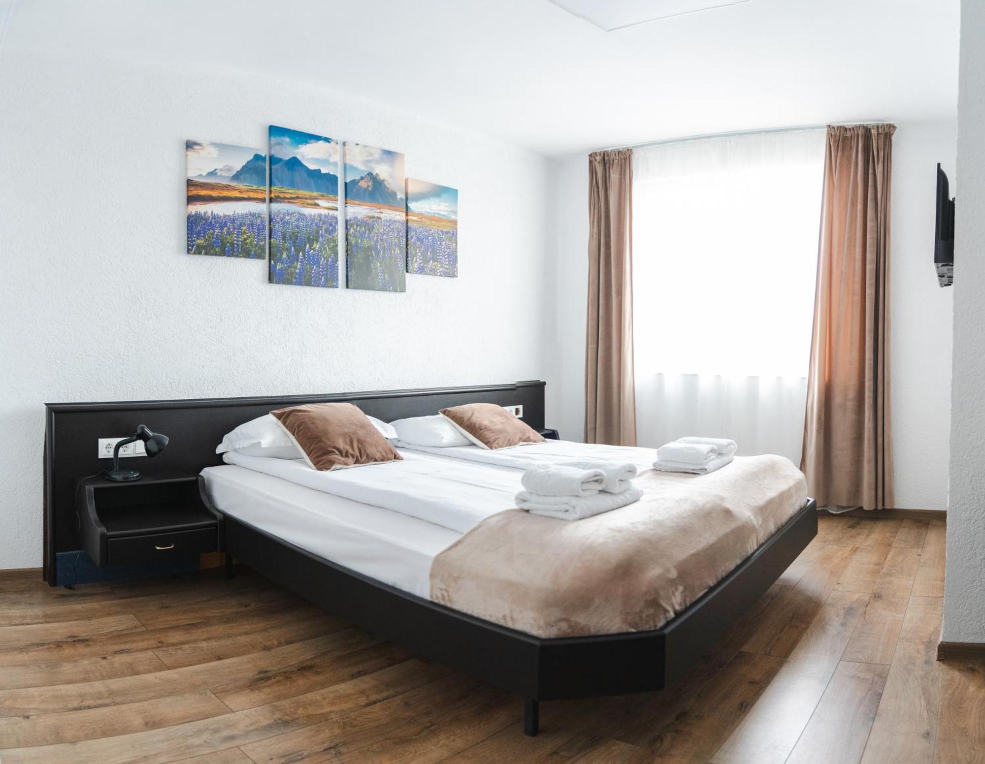 Myda Hotell Apahida Exteriör bild